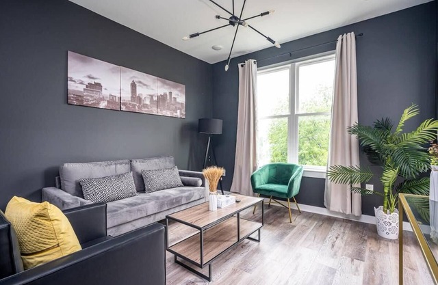 ATL Downtown! New-Built! Roof-top balcony! City View!
