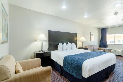 Atria Extended Stays By OYO, Jourdanton, TX