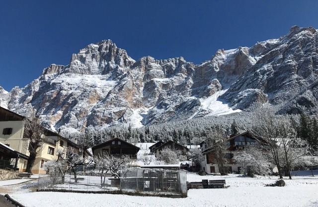 Attic 2-story surrounded by greenery 5 minutes from Cortina