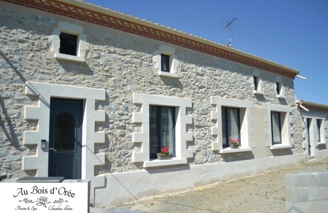 AU BOIS D'ORÉE