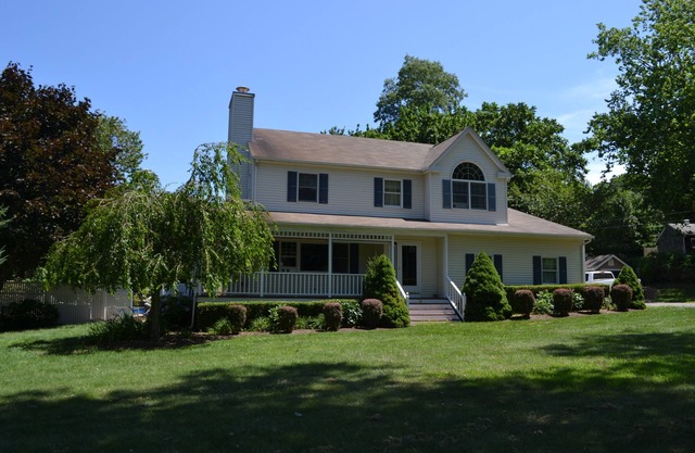 AUGUST SALE Perfect Family Summer Vacation Home Close to beach 18x42 pool