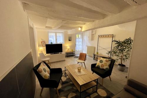 Augustin's house