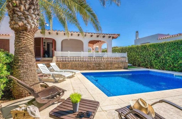 Aure, Villa with pool and air conditioning!