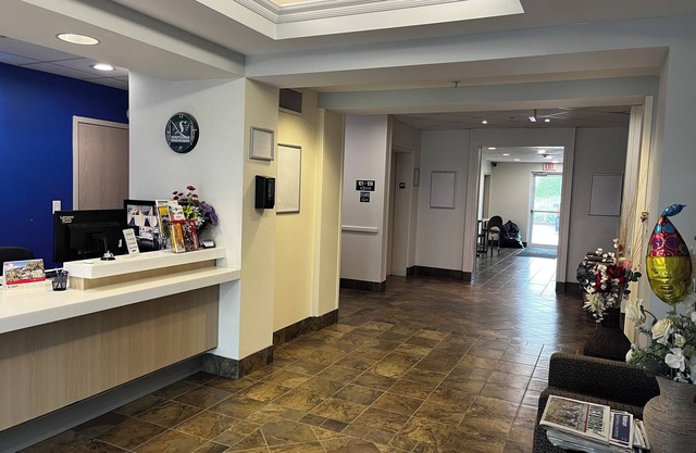 Aurora Inn Estevan