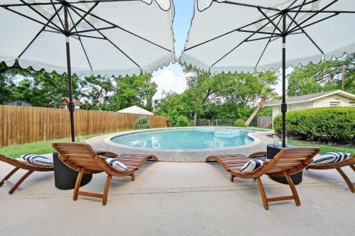 Austin Music Retreat - 5-Bedroom home with Pool and Game Room
