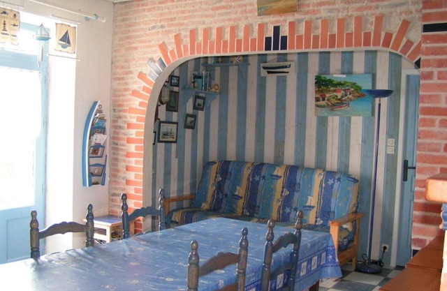 Authentic home of fishermen of Vendee, decorated in nautical style