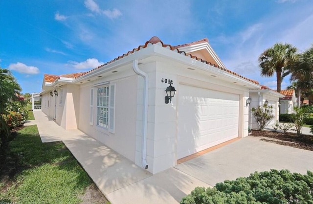 Avail 7th June - 7th October 2023 -Min 4 Mths Luxury Villa, Resort Pool, Beaches