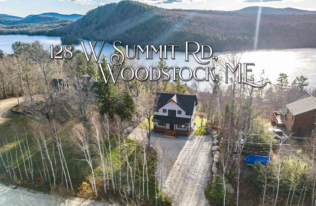 Available for full Winter! Stunning Lake and Mountain views, 4 bed, 3.5 bath