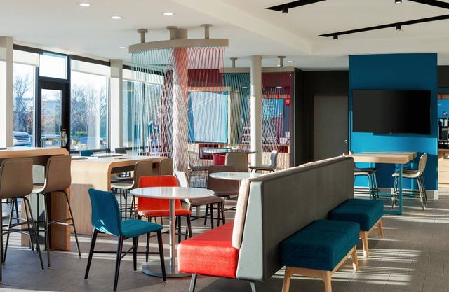 avid Hotels Elkhart North by IHG
