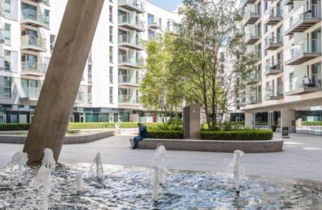 Avisa Stays London. 2 Bedroom With 2 Bathrooms