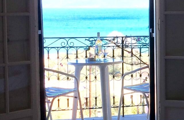 Avra Paradise Aparthotel