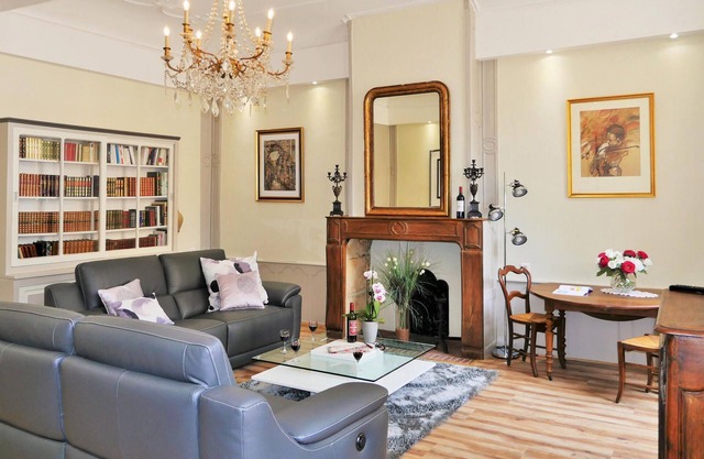 Awesome apartment in Sarlat-la Canéda