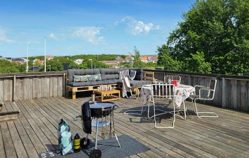 Awesome Apartment In Bohus-Björkö