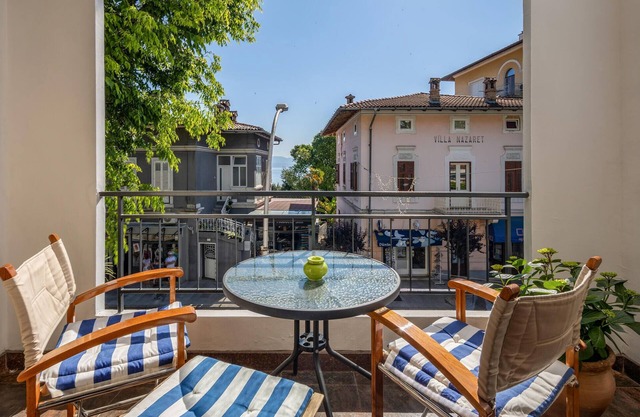 Awesome apartment in Lovran with WiFi