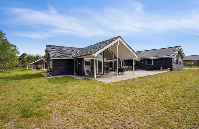 Awesome home in Nørre Nebel with sauna