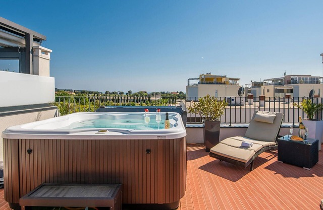 Awesome home in Novigrad with kitchen