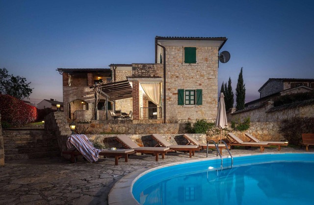 Awesome home in Sveti Lovrec with sauna
