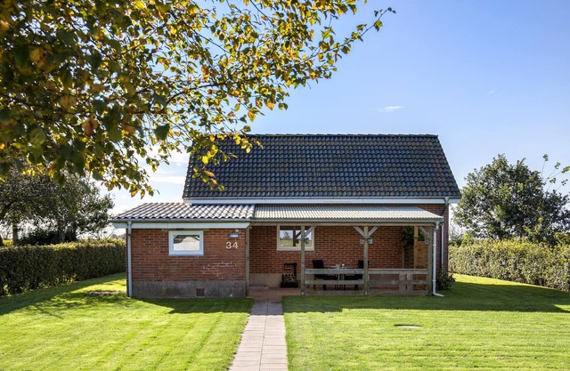 Awesome home in Tønder with WiFi