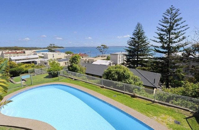 Awesome Shoal Bay views.and a pool!