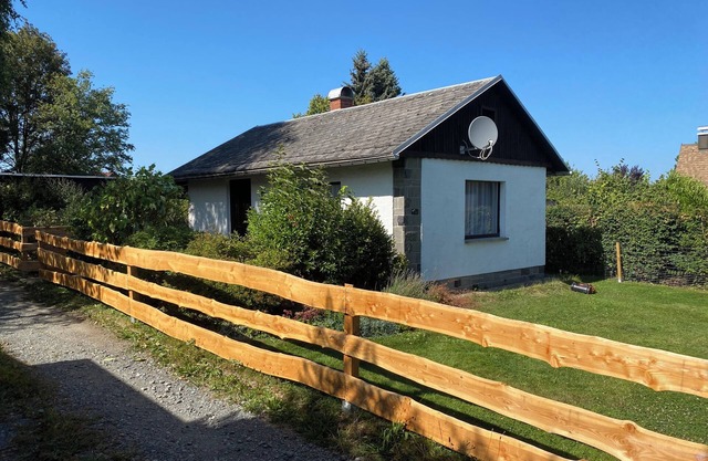 Böhmsches Haus - Ruhig, Mitten im Grünen. 2024 Komplett Renoviert