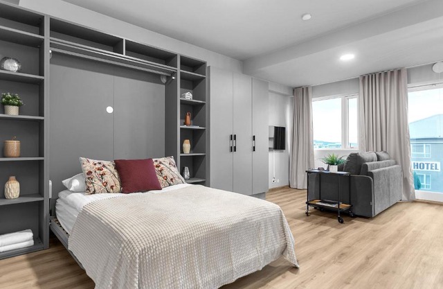 B 18-20 Apartments