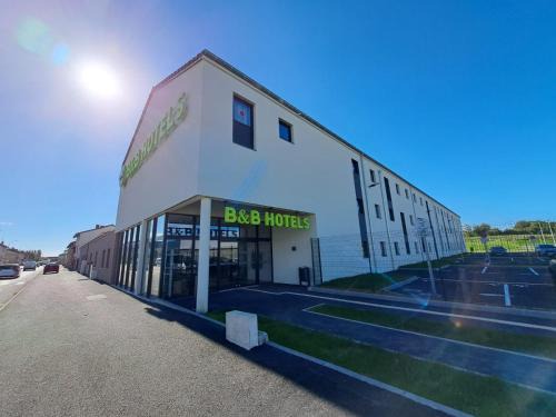 B&B HOTEL Mâcon Sud