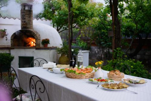 B&B Li Fringi