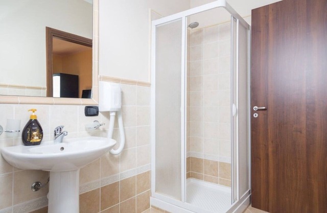 B&B MonteMare-1st floor apartment for 15 people