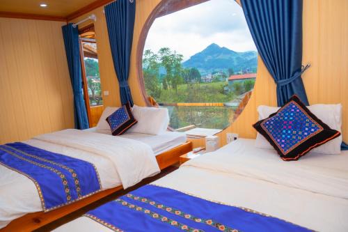 Bac Ha Horse Farmstay