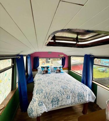 Ballinadee Bus