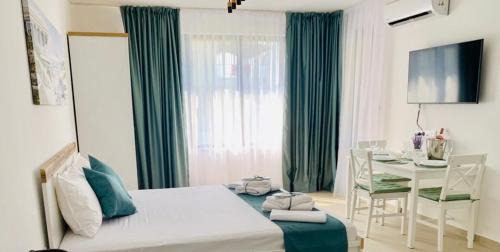 BAMBOO BEACH STUDIO- Sozopol