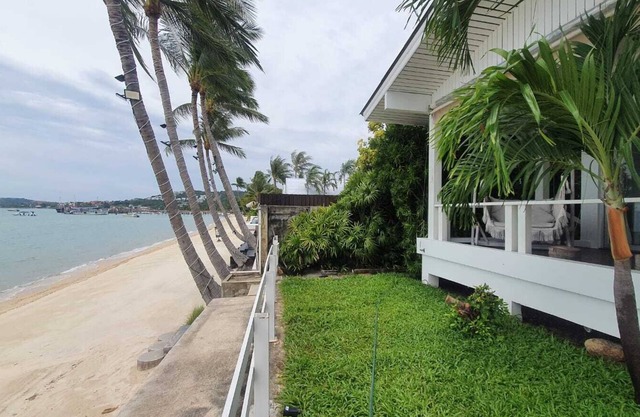 Ban Mok Talay Beachfront Villa