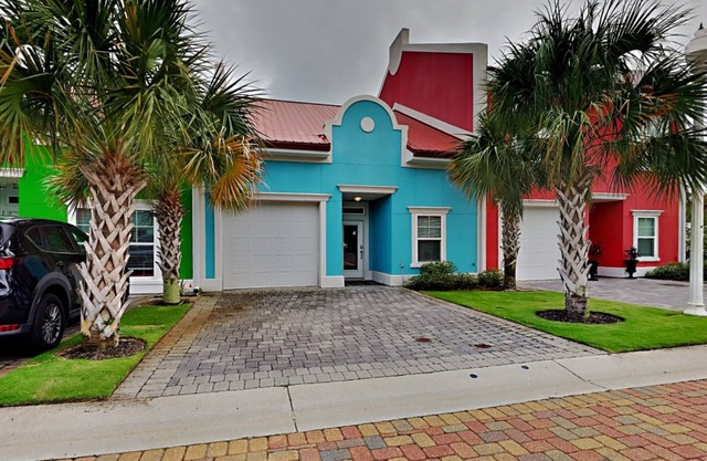 Banana Bay Townhome #13909 | Near Gulf + Bay & Pool Access!