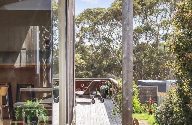 Banksia Beach House I Walk to Bells Beach
