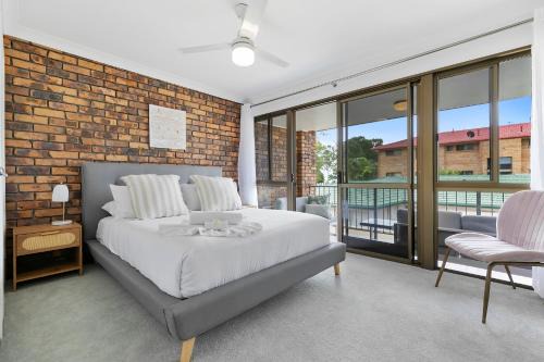 Banksia Beach Views!