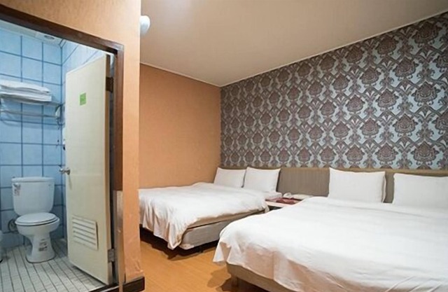 Baoshan Hotel