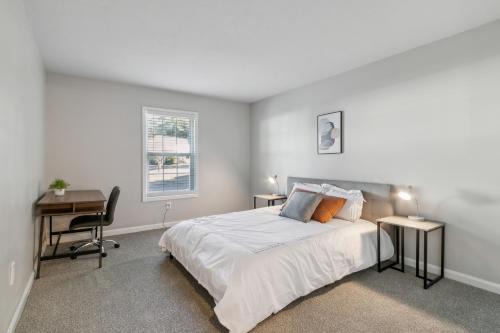 Barcelo At East Cobb Q7 1 Bd 1 Bth Furnished