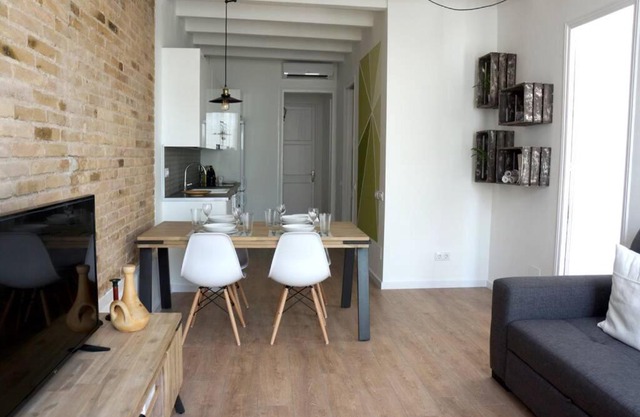 Barcelona Industrial Style Apartment