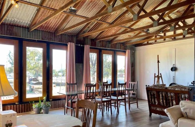 Barn Cottage | Granite Belt Tiny Town Stay