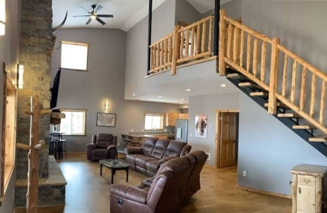 Barndominium within 5 minutes of two trail heads!