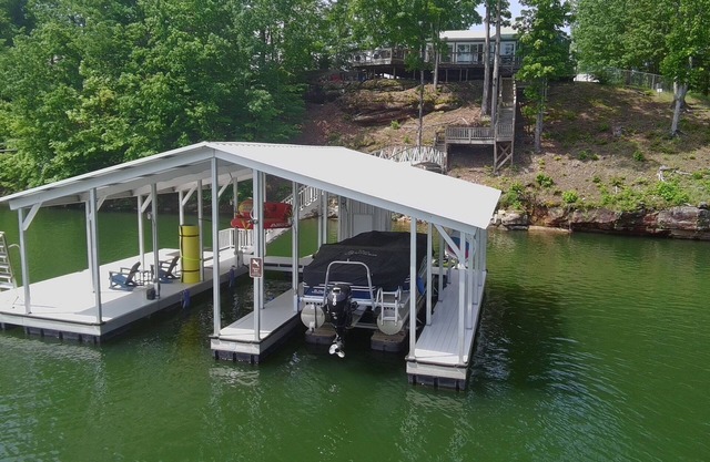 Barney's Bluff pet-friendly reserve + pontoon opt