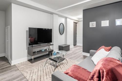 Basement Condo on James Street North