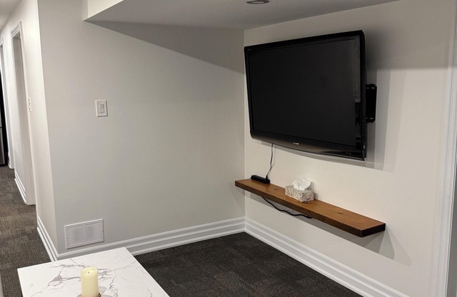 Basement in Ajax w/Private Entrance (Near Waterfront)