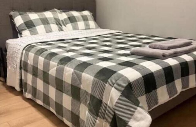 Basement suite near Windermere Edmonton