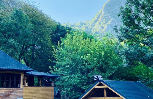 BATS CAVE HUT - Transylvania - Hot-Tub - Sauna