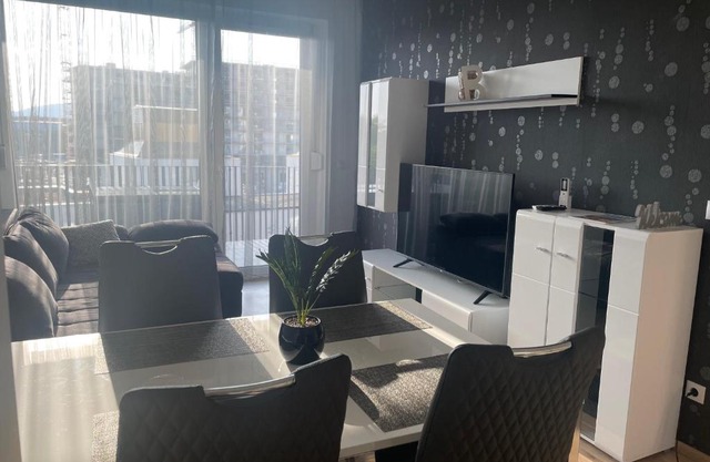 Bay Shore Flat