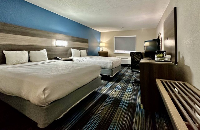 Baymont by Wyndham Kansas City KU Medical Center