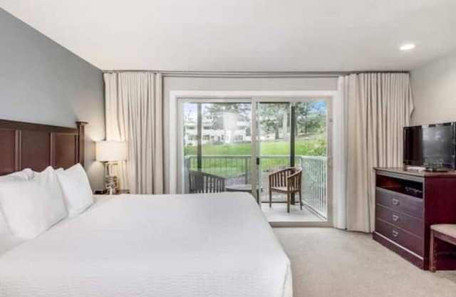 Bayside King Ocean Front Island Views