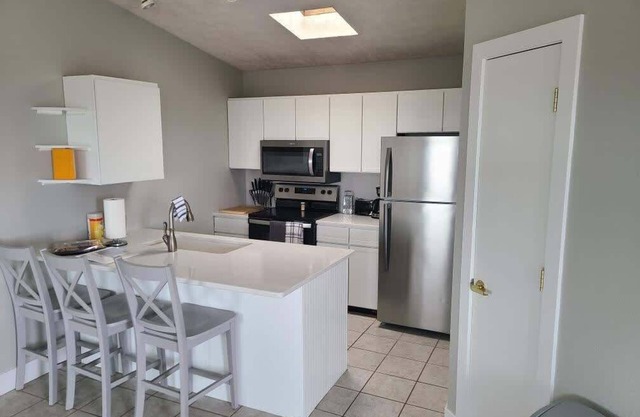 Bayview Condo #4, Ogallala Beach