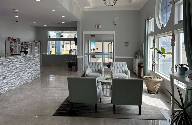 BayVue Hotel, Resort and Suites